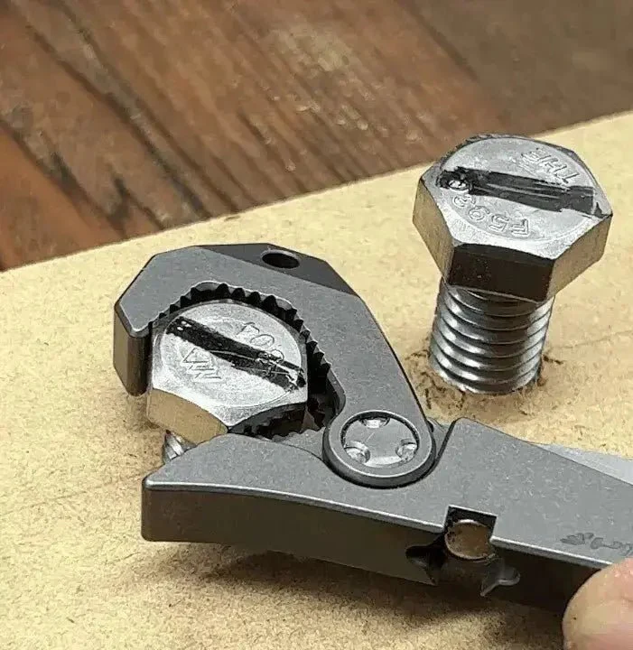 X2S Titanium Multitool - Image 10